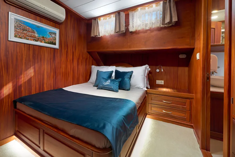 Sea Breeze yacht interior or exterior view