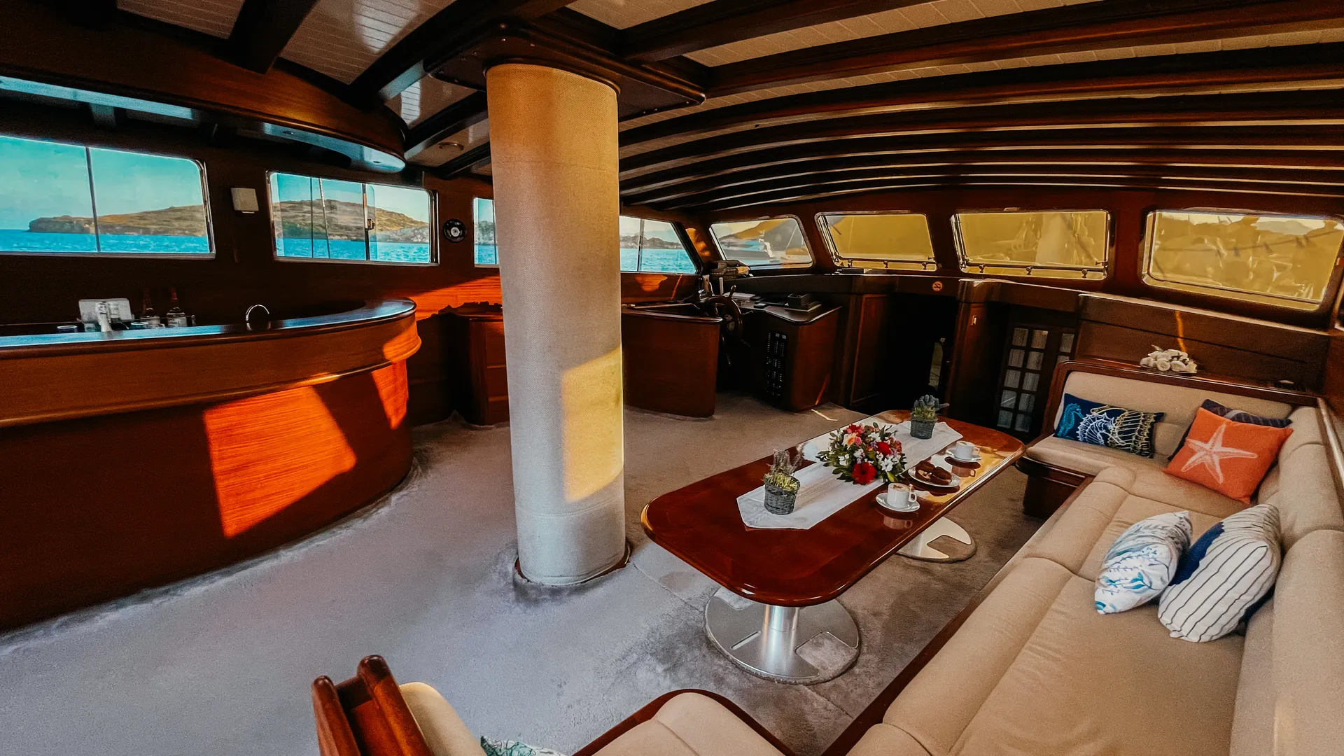 Wicked Felina yacht interior or exterior view